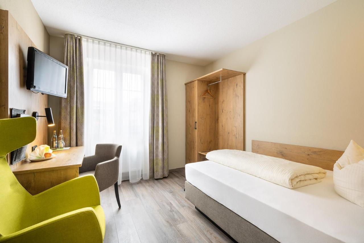 Hotel Neuwirt 할버그무스 외부 사진